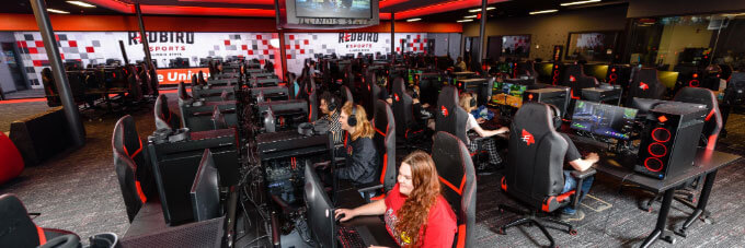 Students gaming in the Redbird Gaming Complex.